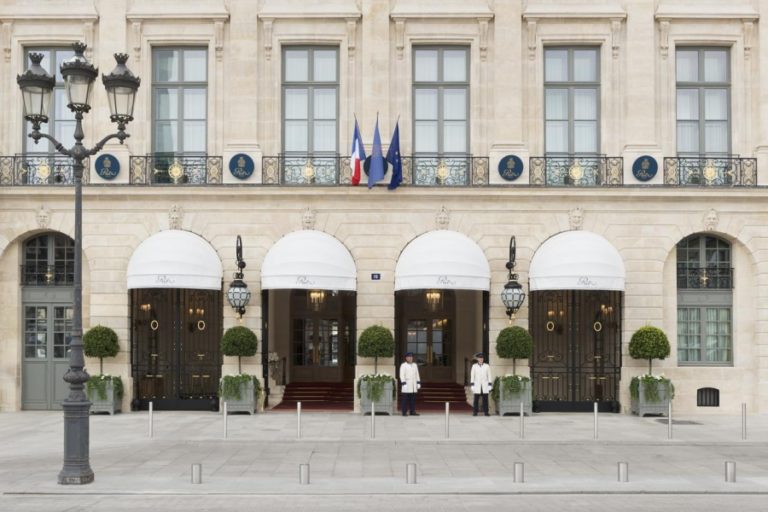 façade de l'hôtel Ritz à Paris 1